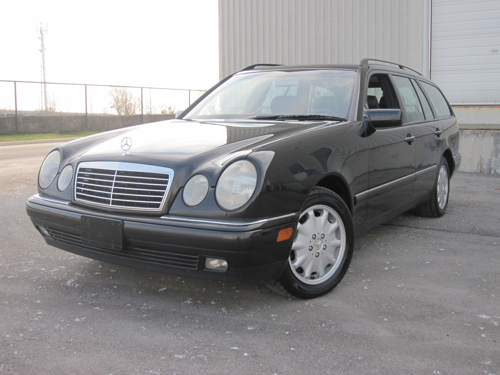 1999 Mercedes e-320 wagon #5